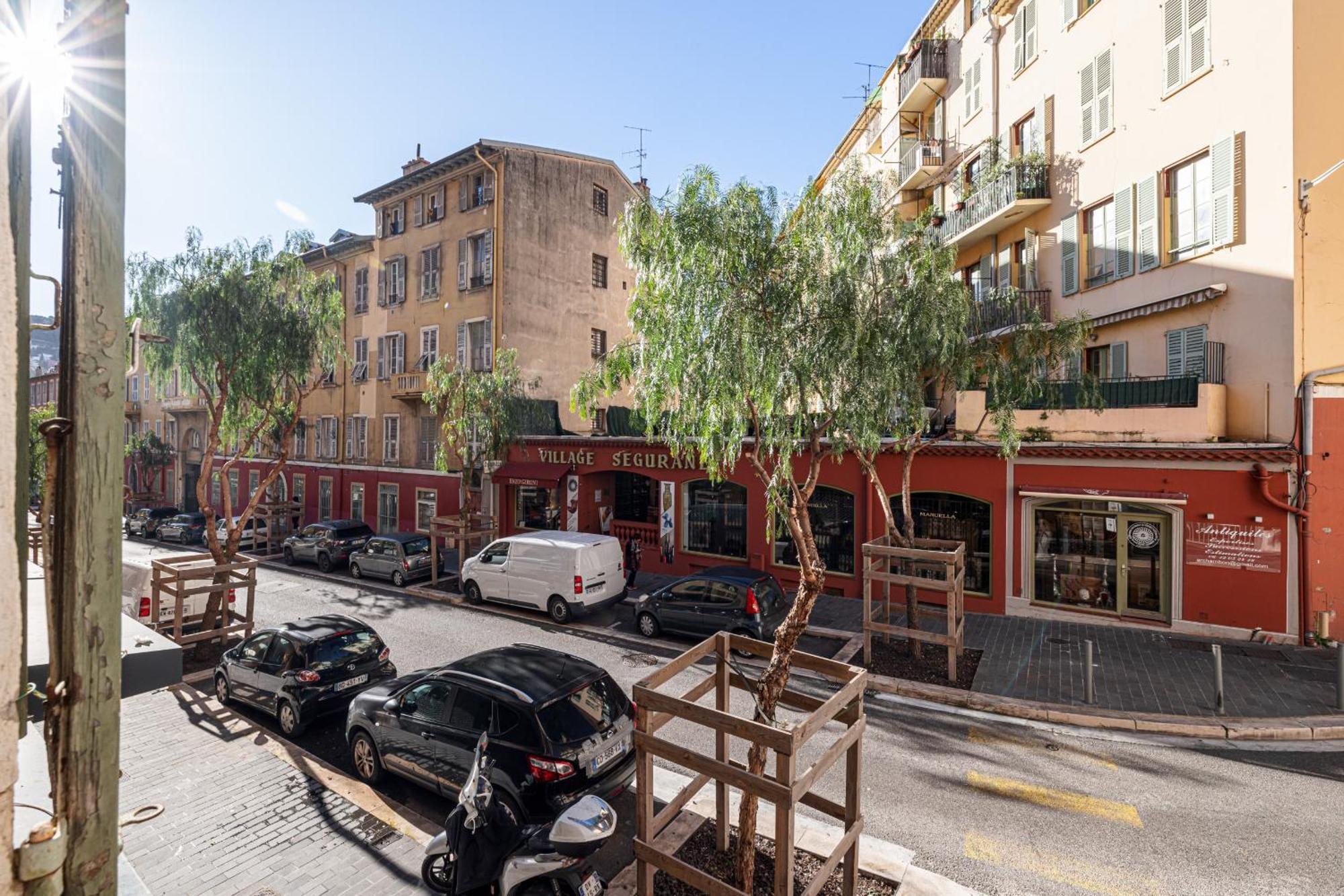 1 Gautier 101 - Joli Equipe - Quartier Du Port Nizza