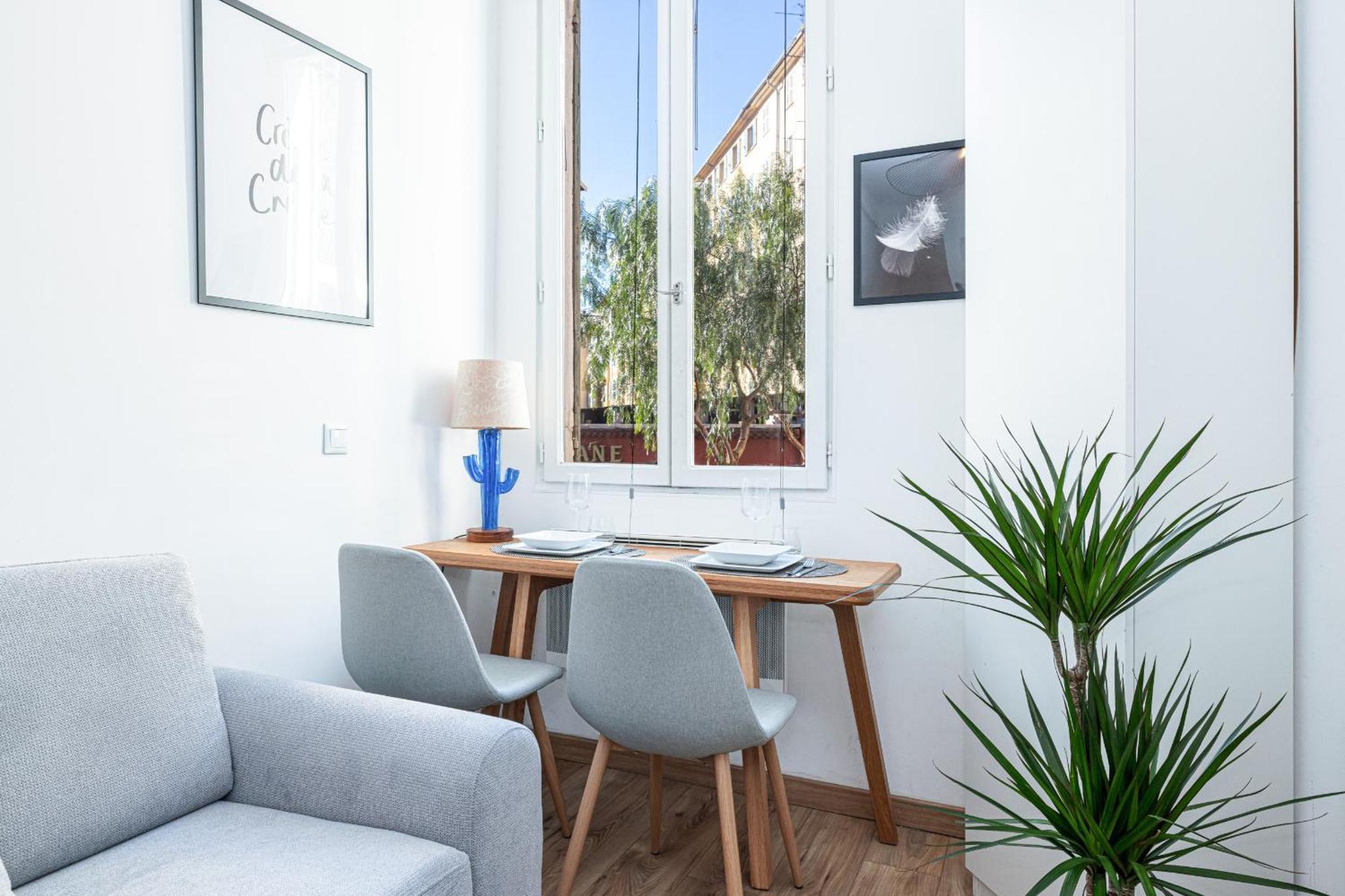 1 Gautier 101 - Joli Equipe - Quartier Du Port Nizza